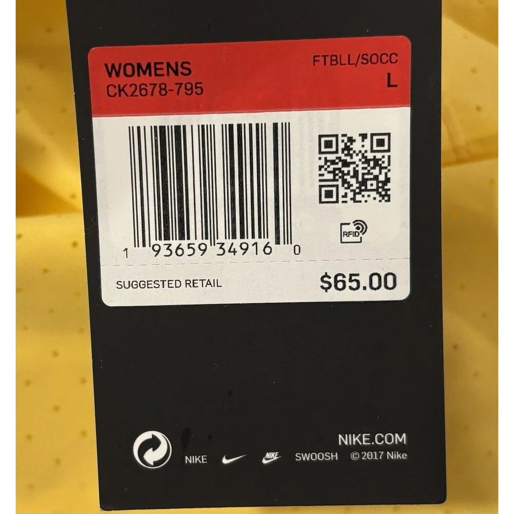NWT Nike F.C. Cropped Women Soccer Jersey Loose Fit Yellow Mesh Large $65